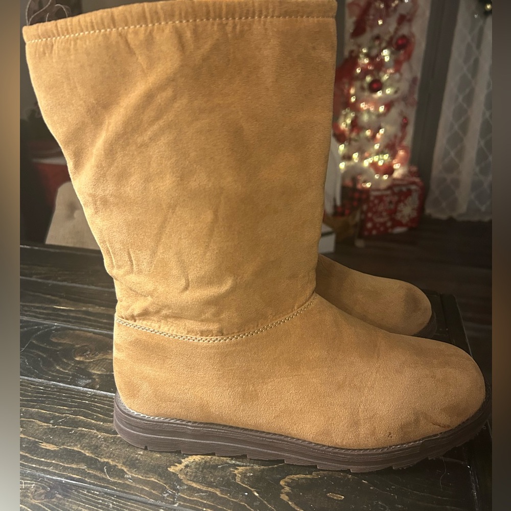 50%offw❤️Muk Luks Tan Winter Boots with Plaid Cuff size 10 New w flaws S21 - Picture 5 of 11